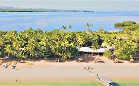 Robinson Crusoe Island Resort Fiji